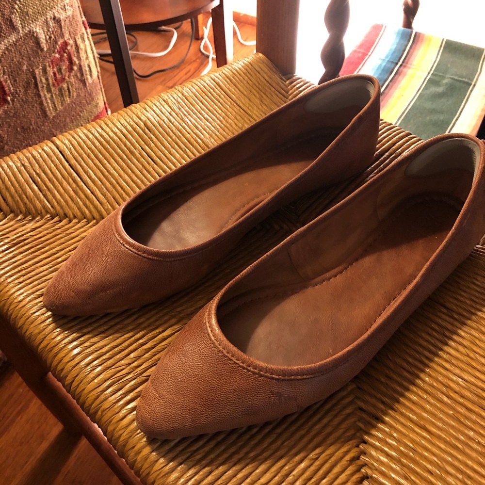 Size 10 Frye Regina Flat - Chestnut